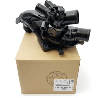 BOITIER DE SORTIE EAU MOTEUR
