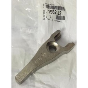 FOURCHETTE FIX PORTE INJECTION