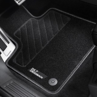 JEU DE TAPIS MOQUETTE AIGUILLETEE AVANT ET ARRIERE