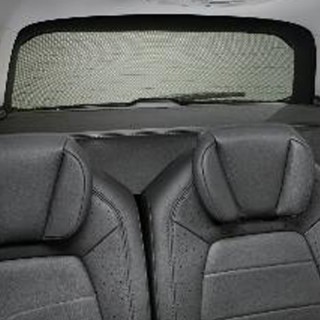 STORE PARE-SOLEIL DE VITRE DE LUNETTE ARRIERE