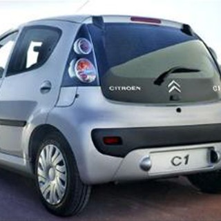 FILMS SOLAIRES POUR VITRES DE PORTES ARRIERE ET HAYON